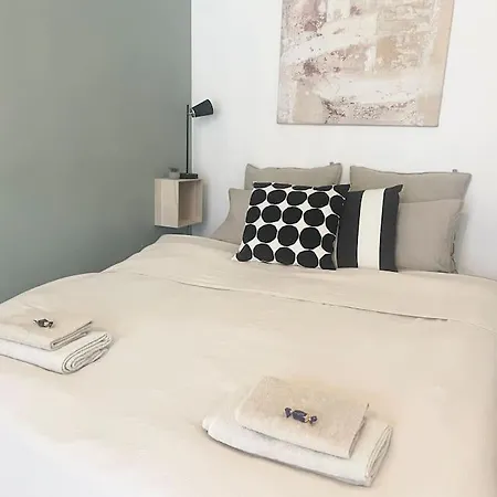Beautiful In The Historical And Magnificent Kakola Hill Area, Free Garage Parking * Turku